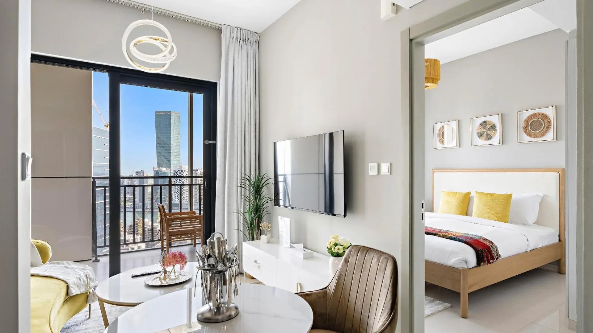 Apartment Exclusive 1-Bdr Stay - Zada Tower, Business Bay Dubai