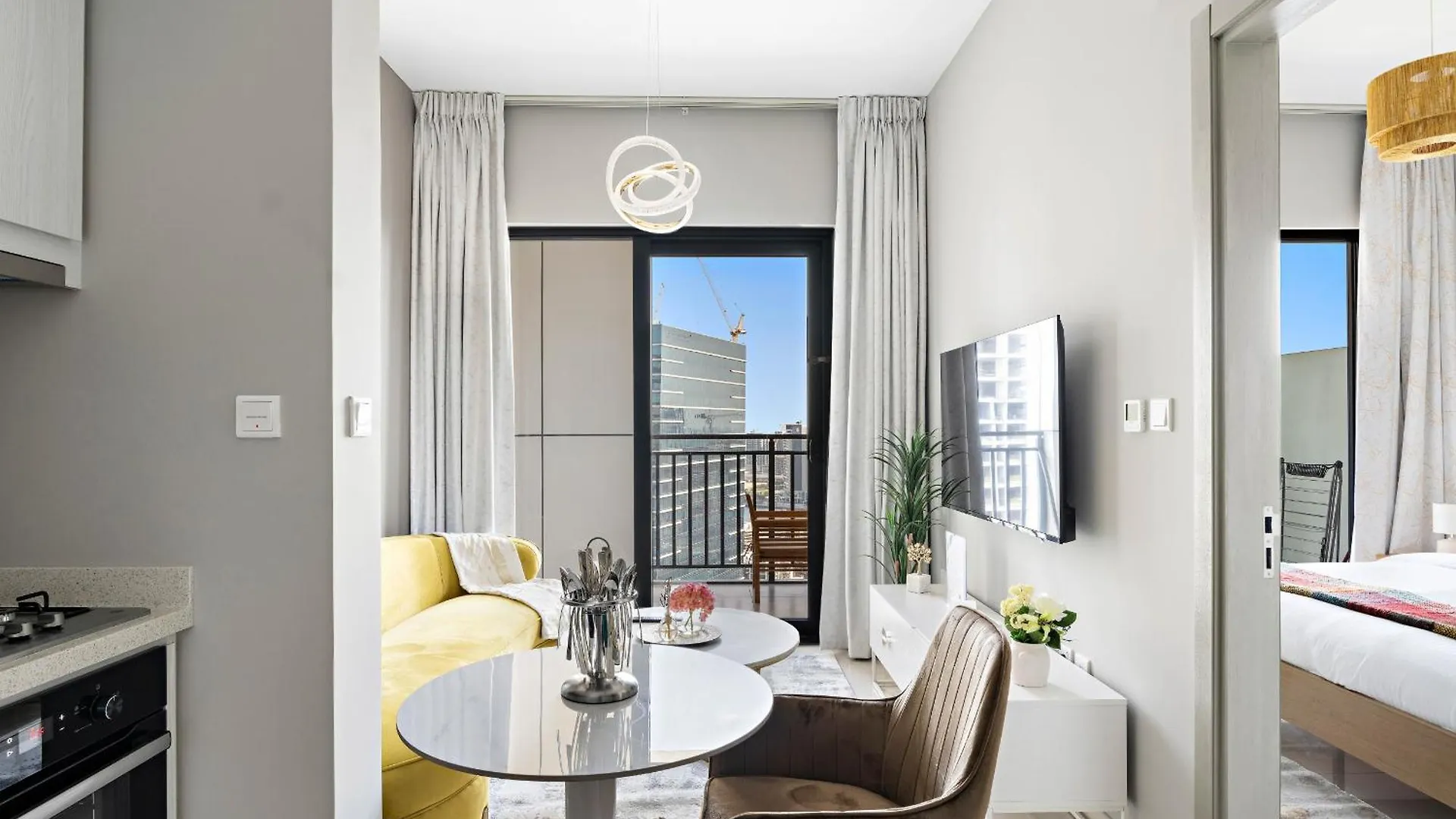 Exclusive 1-Bdr Stay - Zada Tower, Business Bay Dubai